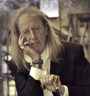 don_ken_portret_large